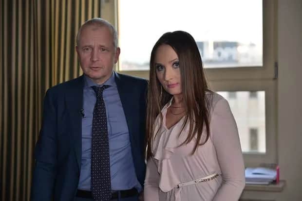 Poznaj Pierwszą Żonę Jacka Dubois: Tajemnice i Fakty o Życiu z Wielokrotnie Żonatym Aktorem Poznaj Pierwszą Żonę Jacka Dubois: Tajemnice i Fakty o Życiu z Wielokrotnie Żonatym Aktorem